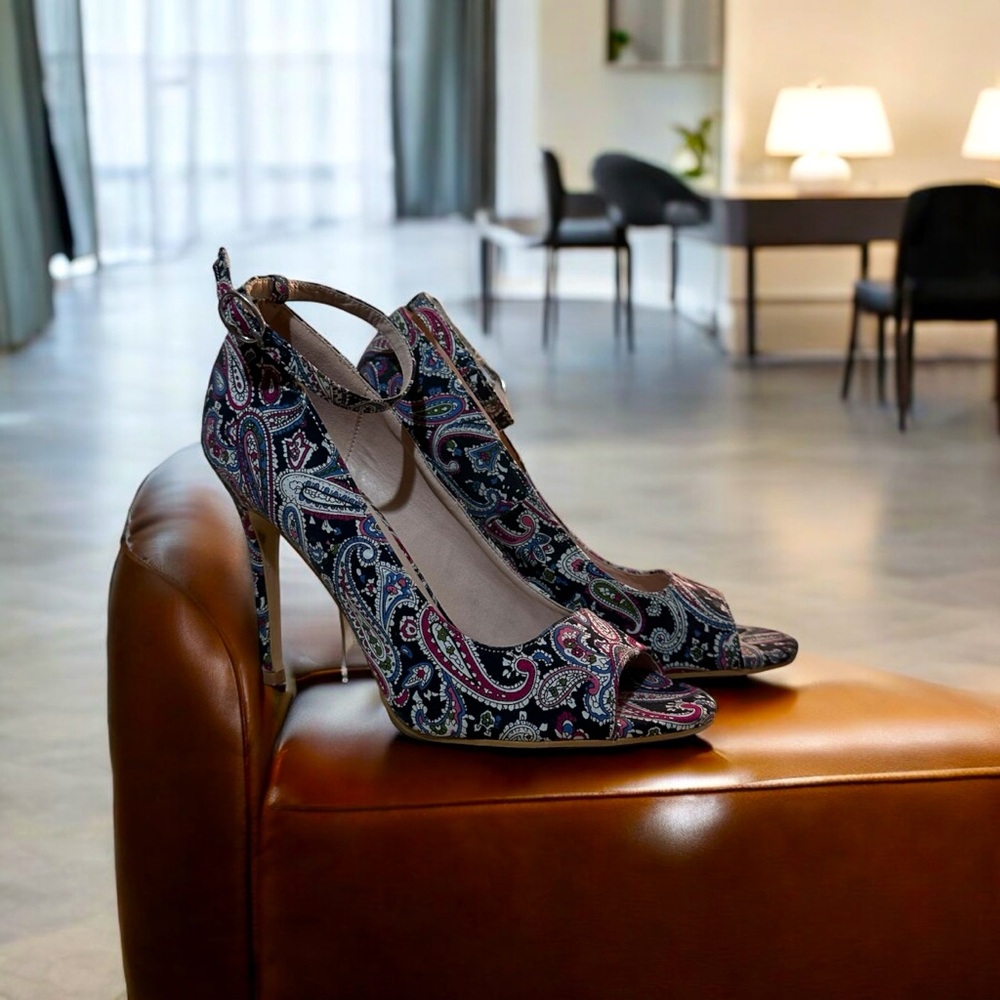 Paisley Heels 🪻